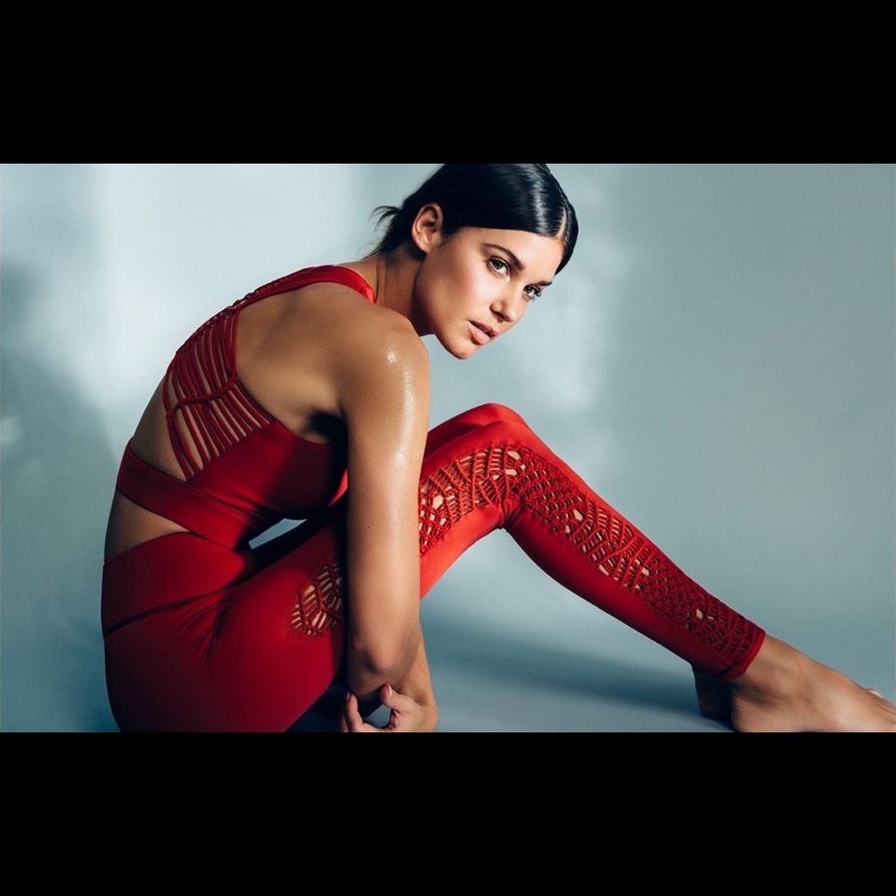 Carbon38 Sayang Collection Tanjung Leggings Red, S